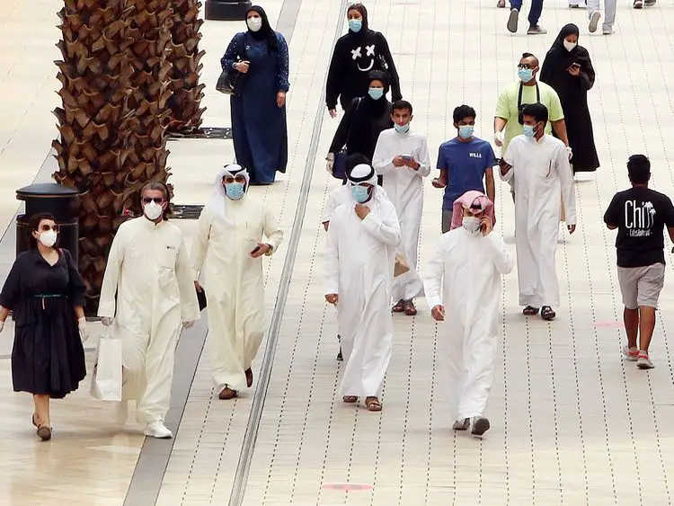 Masks back in Kuwait for all healthcare workers